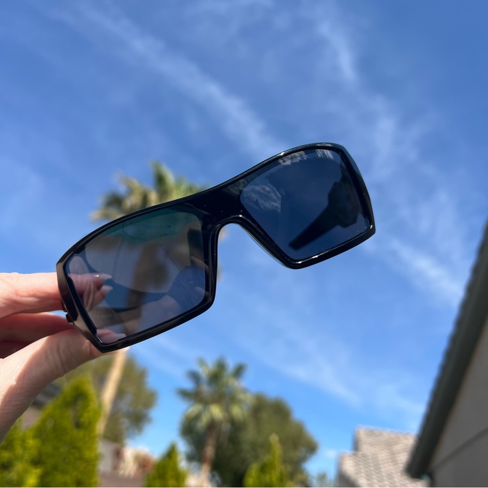 NWOT Oakley Nicky Hayden OilRig Mens Outdoor UV
Sunglasses/biking/racing/Beach